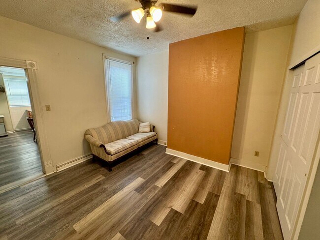 Building Photo - 1509 Hatteras St