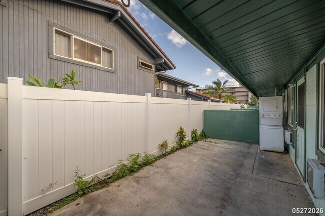 Building Photo - 68-058 Akule St. Unit D