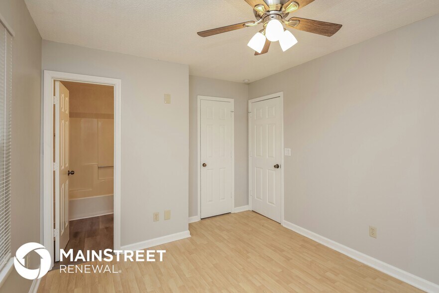Building Photo - 1545 Dogwood Dr