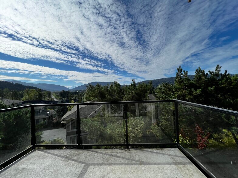 Building Photo - 21269 SE 42nd Pl