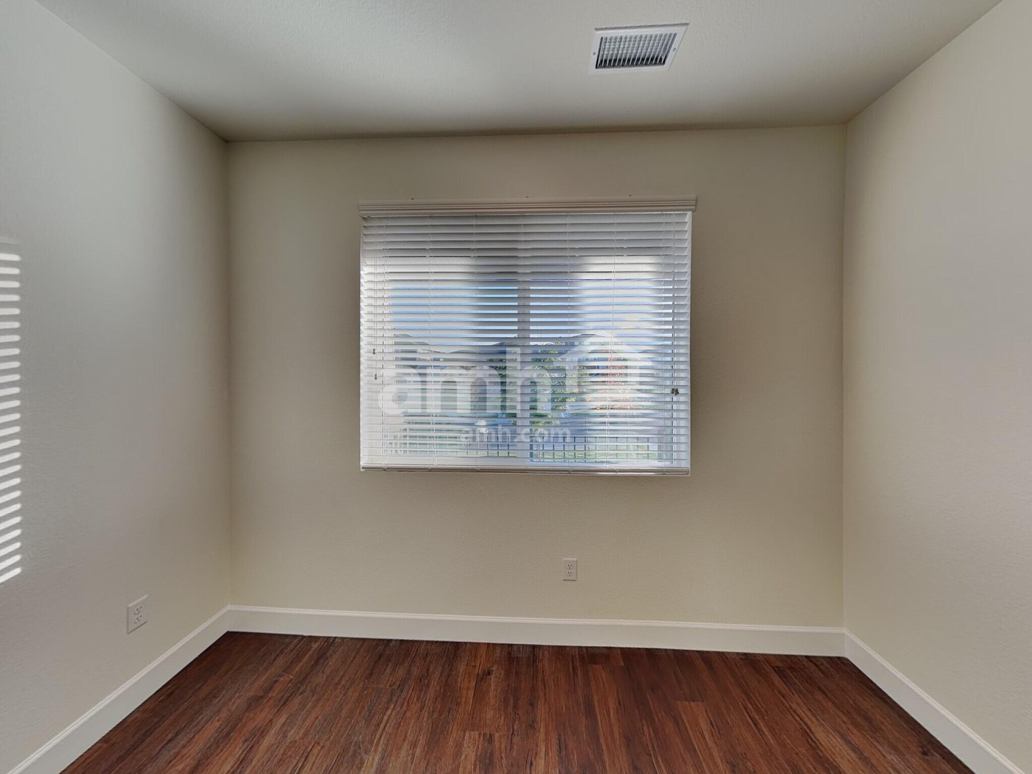 Building Photo - 8254 Joyce St