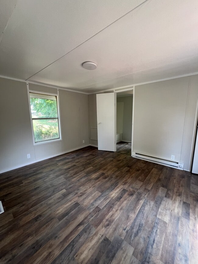 Building Photo - 129 Allison Ln