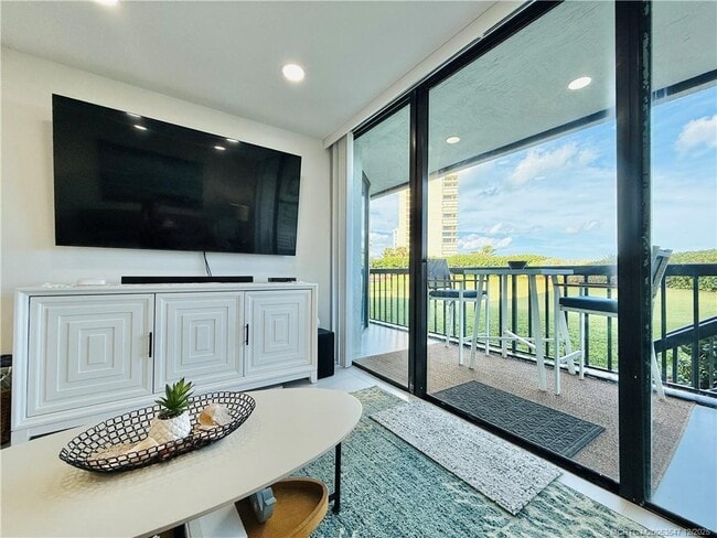 Building Photo - 8800 S Ocean Dr