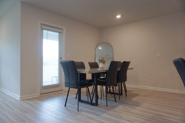 Building Photo - 4703 Airmen Dr