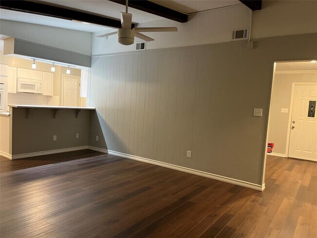 Building Photo - 1619 Cripple Creek Dr