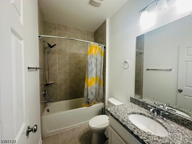 Building Photo - 2 Ambrosia Ct