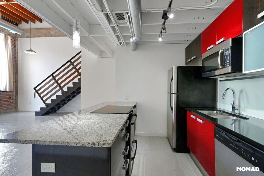 Building Photo - 650 Glen Iris Dr NE