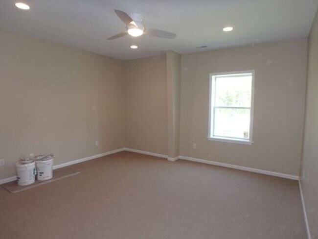 Building Photo - 1620 Co Rd 409