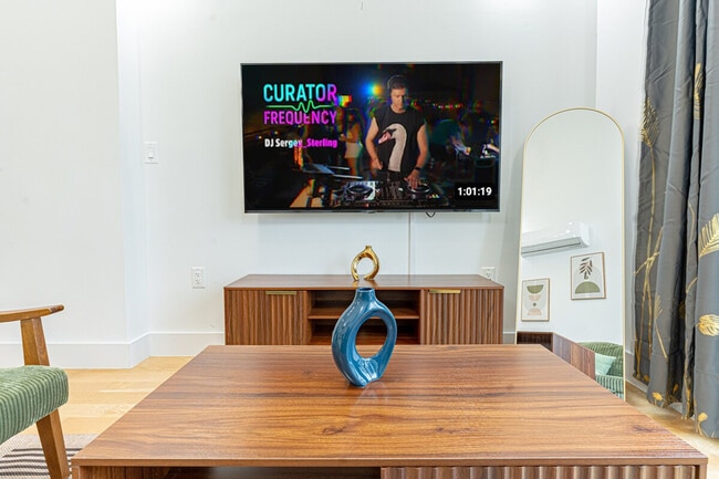 Building Photo - 1255 Decatur St