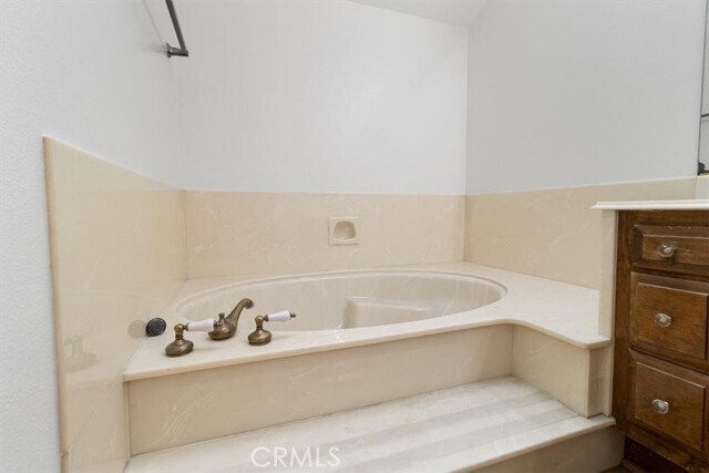 Building Photo - 480 Kakkis Dr