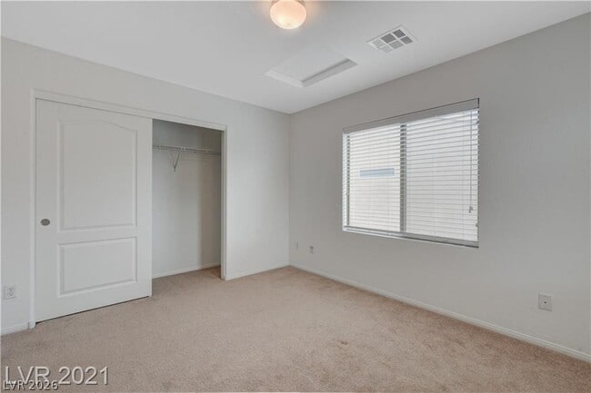 Building Photo - 10429 Scotch Elm Ave