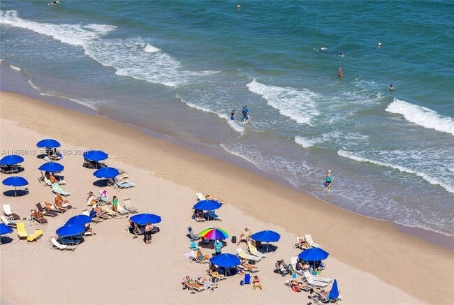 Building Photo - 4010 Galt Ocean Dr