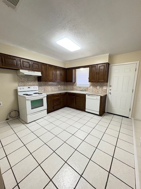 Building Photo - 12161 Jaysid St