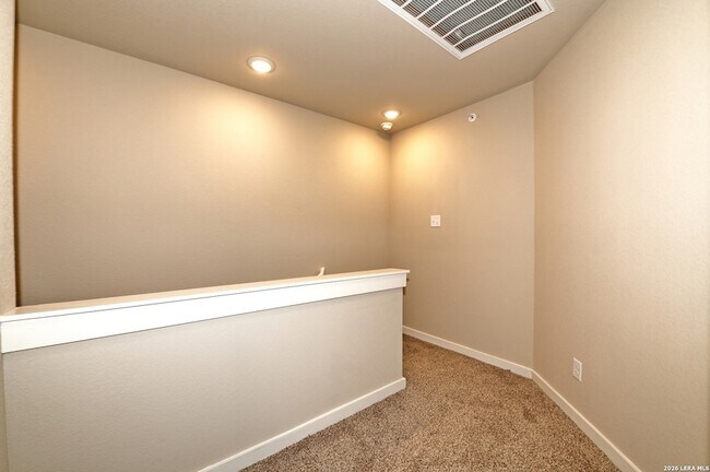 Building Photo - 11318 Clearmine St