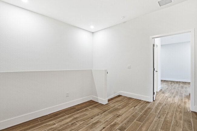 Building Photo - 395 Bella Sol Way