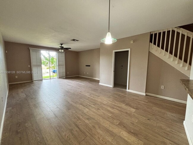 Building Photo - 8253 SW 29th St