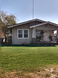 Building Photo - 3 Bedroom 1 Bath home coming soon