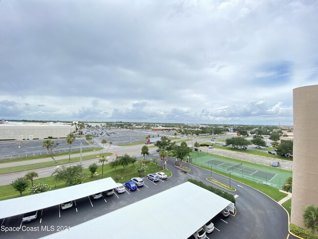 Building Photo - 200 S Sykes Creek Pkwy