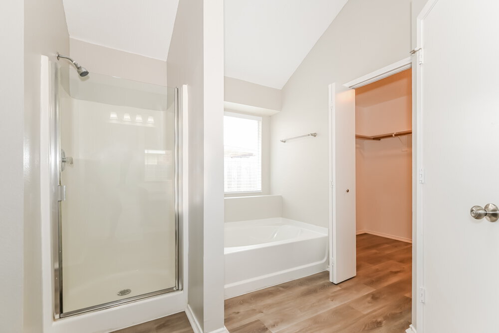 Building Photo - 1603 Wolf Creek Dr