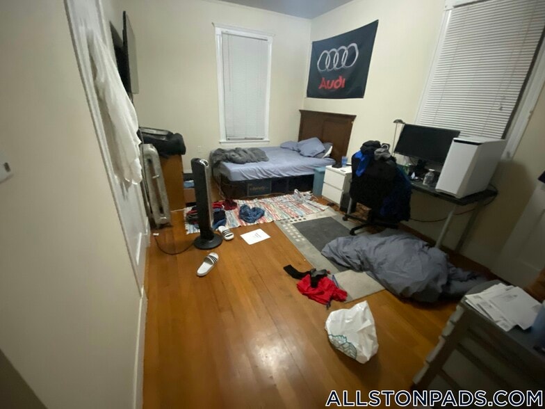 Building Photo - 5 Harvard Ter