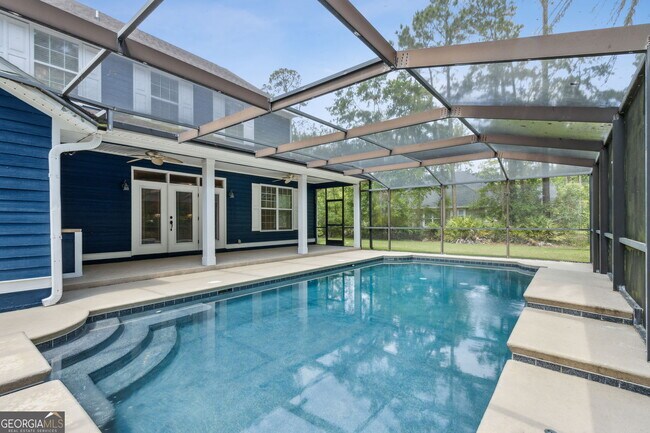 Building Photo - 185 Sunset Dr