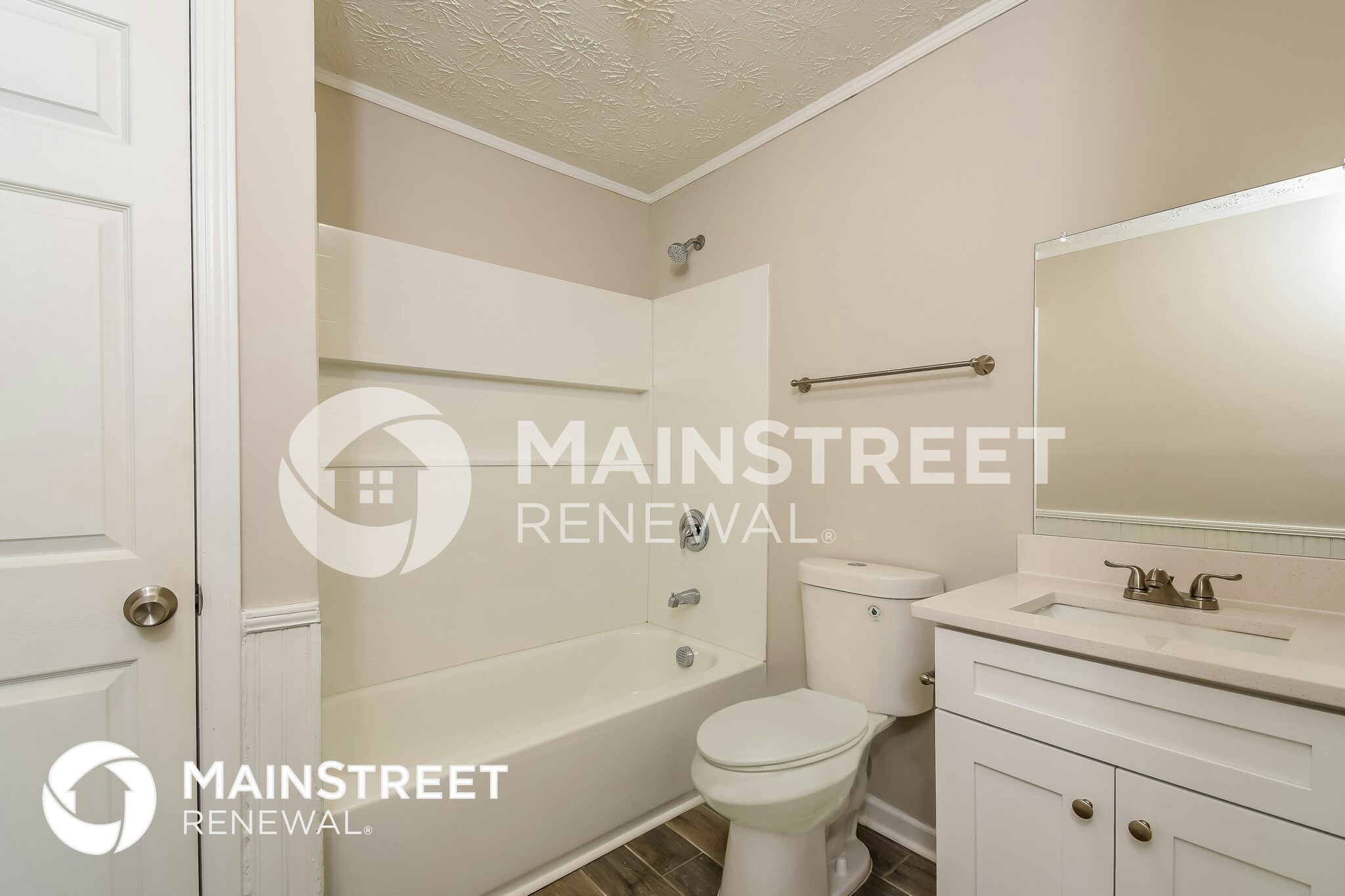 Building Photo - 3715 Meadowview Dr