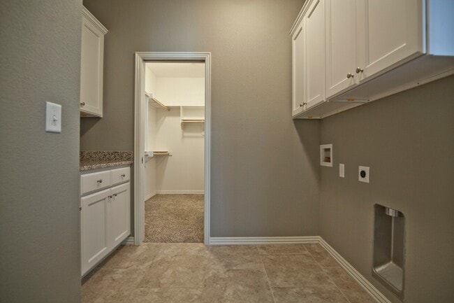 Building Photo - 3858 Williams Cove