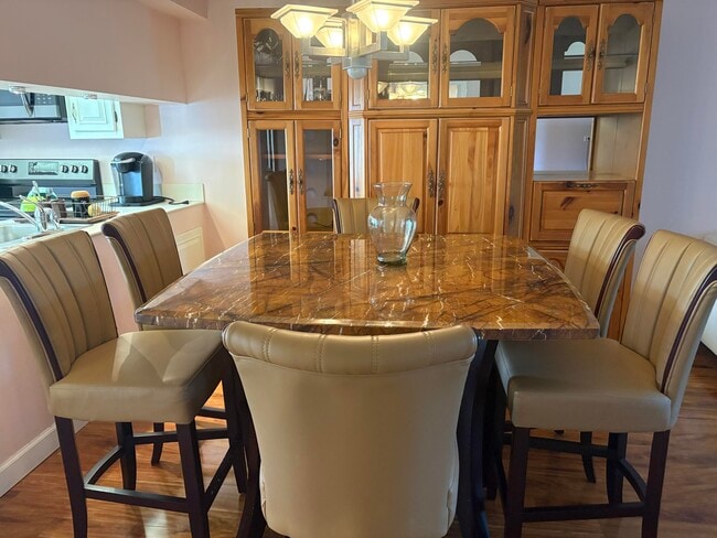 Building Photo - 4602 Martinique Way