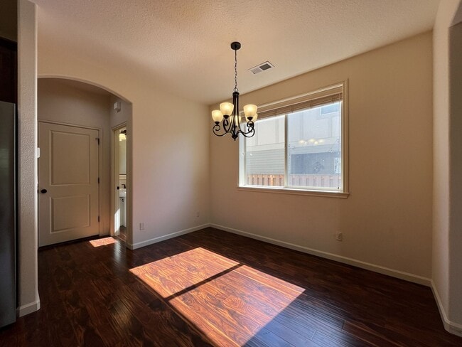 Building Photo - 3BD/3BA Bethany Home with Vaulted Ceilings, Stainless Appliances & Gas Fireplace