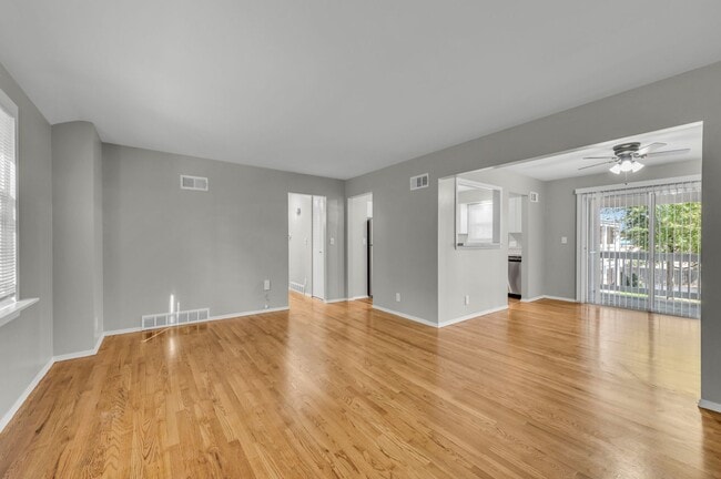 Floorplan - RIVIERA COURT