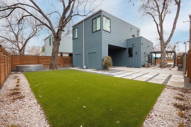 Building Photo - 4711 Gonzales St