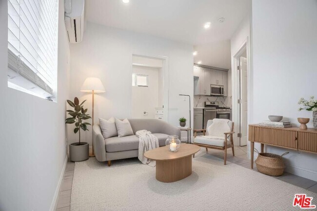 Building Photo - 1844 18th St