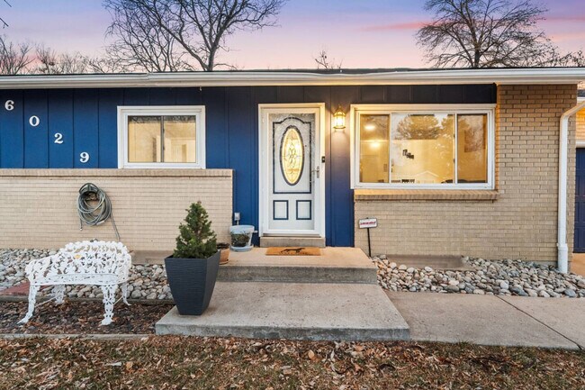 Building Photo - 6029 Iris Way