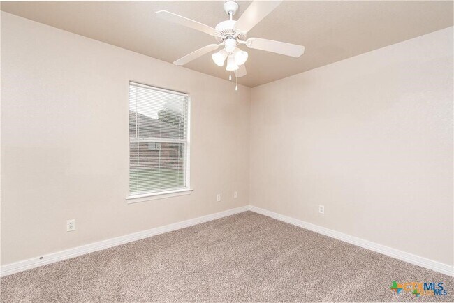 Building Photo - 912 Heather Marie Ct
