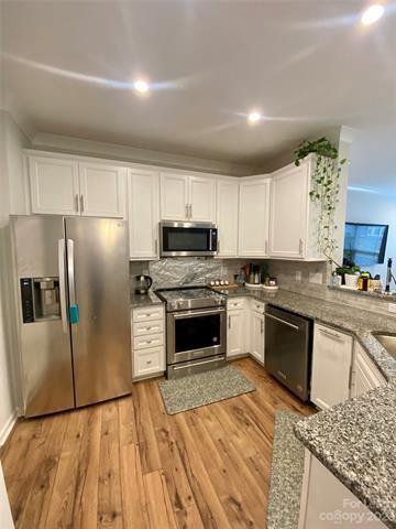 Building Photo - 22024 Lani Dr