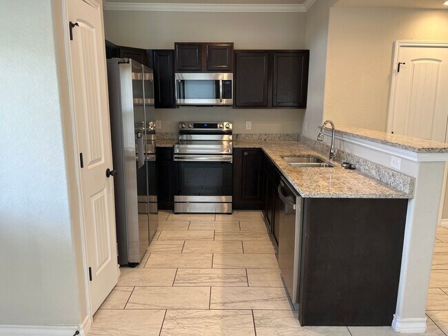 Building Photo - 6310 Luglio Ln