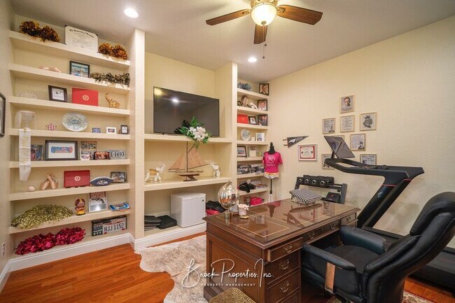 Building Photo - 4395 Winners Gait Cir