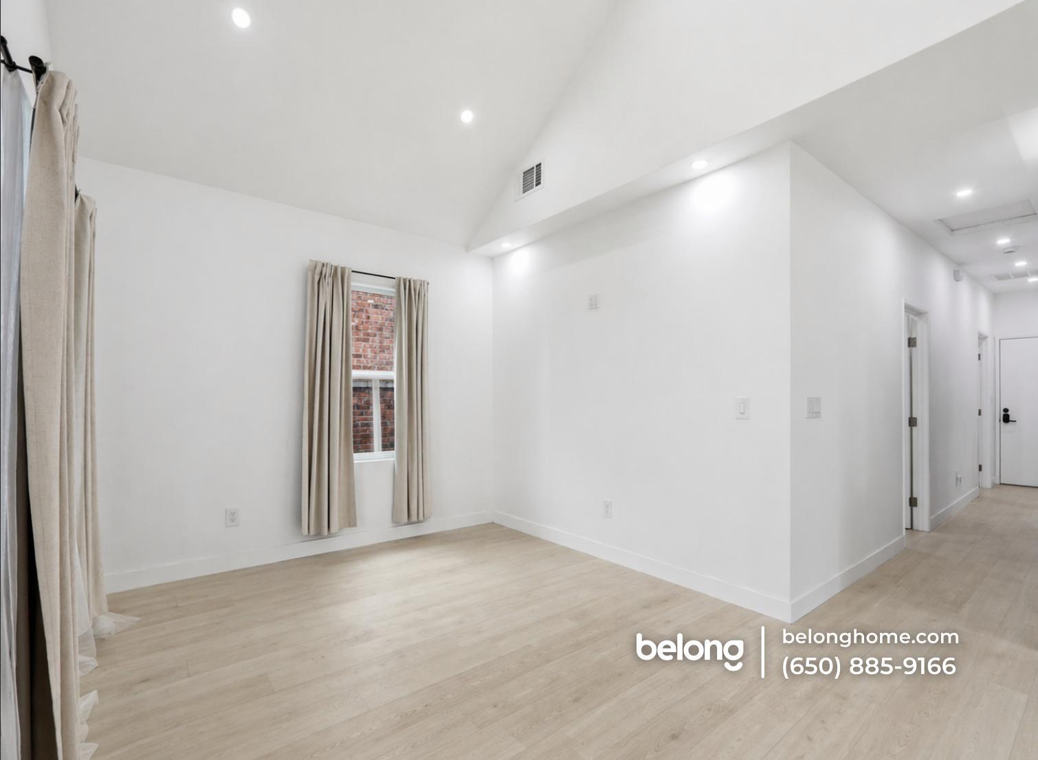 Building Photo - 1395 Vine St