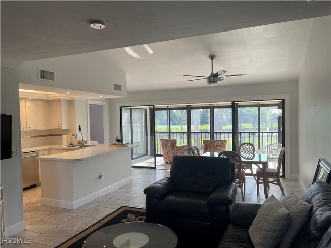 Building Photo - 5930 Trailwinds Dr