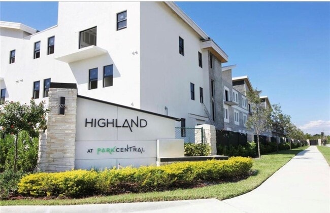 Building Photo - 10431 NW 82nd St