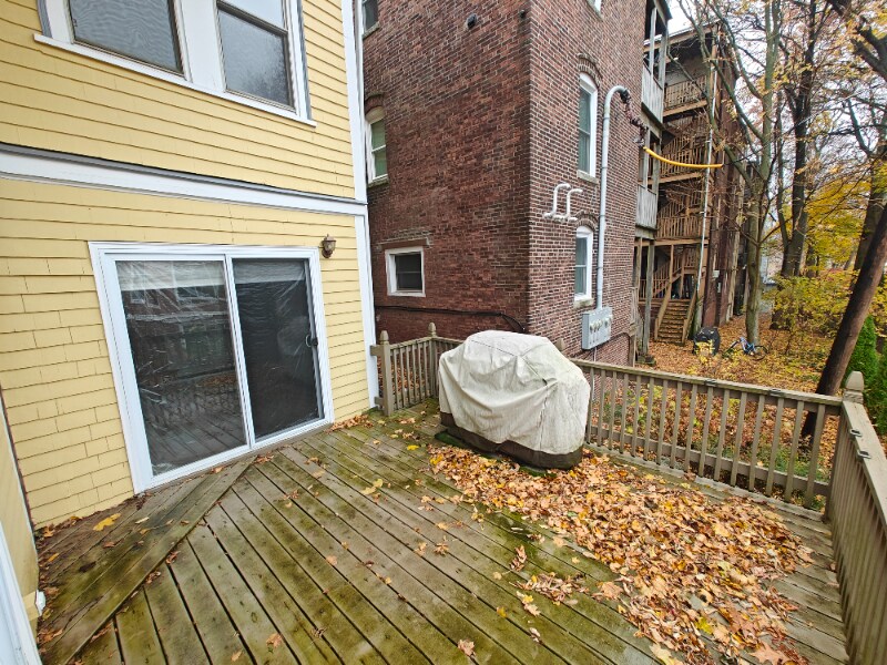 Building Photo - 175 Winthrop Rd