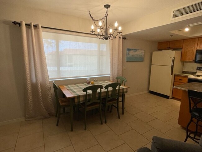 Building Photo - Fully Furnished 2 bedroom 2 bath long term...