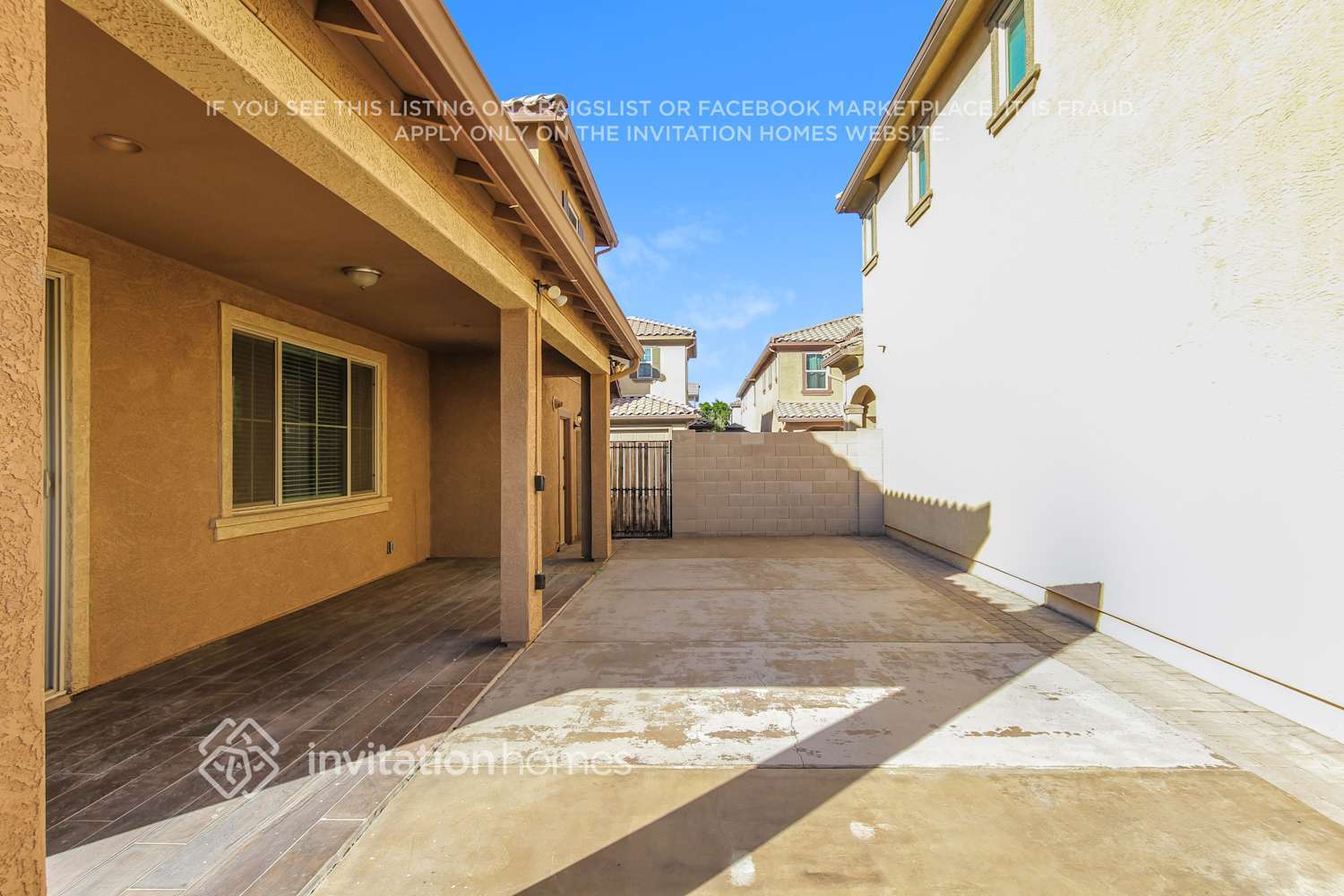 Building Photo - 227 N Scott Dr