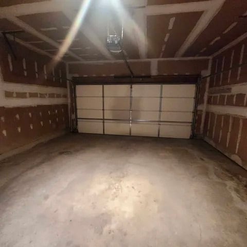 Building Photo - 4526 Speros Ln