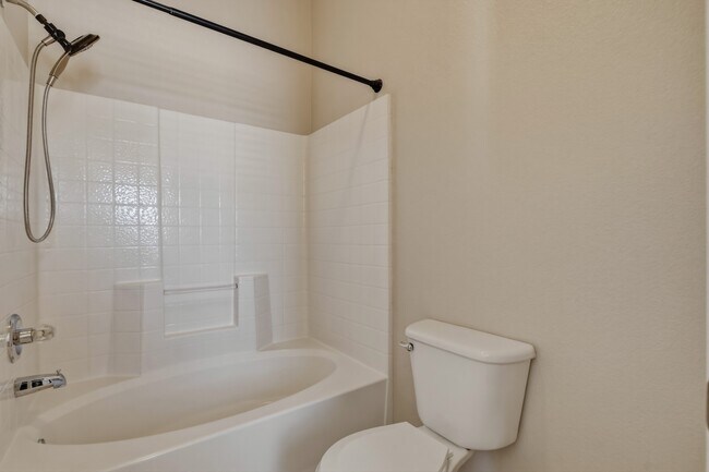 Building Photo - 2576 Velez Valley Way