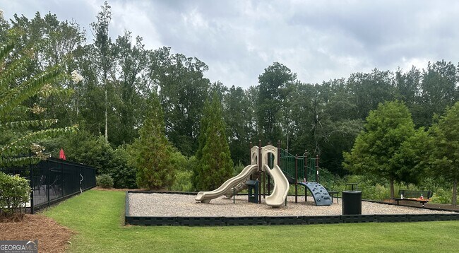 Building Photo - 5377 Burrus Ln