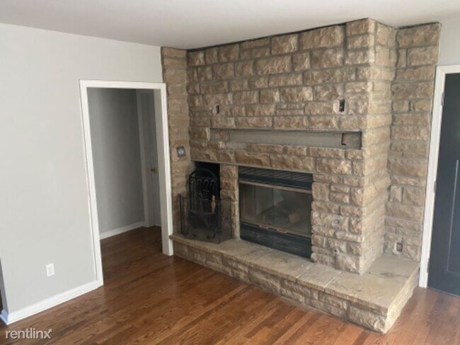 Building Photo - 4 br, 2 bath House - 115 River Rd
