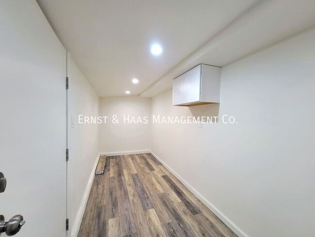 Building Photo - 3735 Cerritos Ave