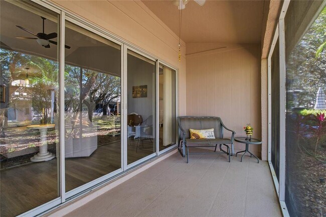 Building Photo - 1221 Wolford Dr