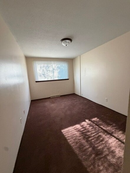 Building Photo - 4819 Azelia Ave N